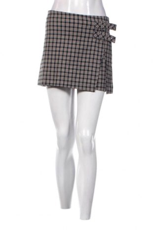 Γυναικείο κοντό παντελόνι Clockhouse, Μέγεθος S, Χρώμα Μαύρο, Τιμή 5,29 €