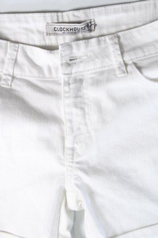 Pantaloni scurți de femei Clockhouse, Mărime M, Culoare Alb, Preț 50,00 Lei