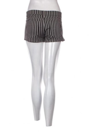Γυναικείο κοντό παντελόνι Killah, Μέγεθος S, Χρώμα Πολύχρωμο, Τιμή 25,24 €