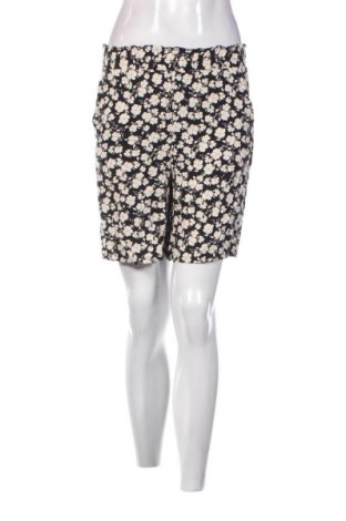 Γυναικείο κοντό παντελόνι LC Waikiki, Μέγεθος S, Χρώμα Μαύρο, Τιμή 3,79 €