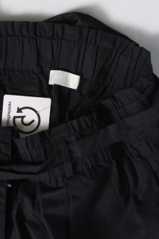 Дамски къс панталон LeGer By Lena Gercke, Размер M, Цвят Черен, Цена 72,00 лв.