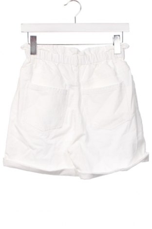Pantaloni scurți de femei United Colors Of Benetton, Mărime XS, Culoare Alb, Preț 236,84 Lei