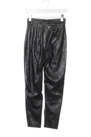 Pantaloni de piele pentru damă, Mărime XS, Culoare Negru, Preț 95,39 Lei