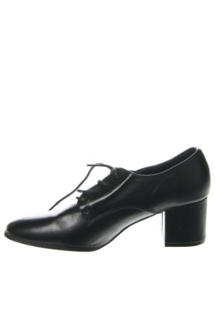 Дамски обувки, Размер 39, Цвят Черен, Цена 21,45 лв.