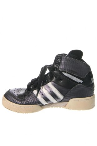 Дамски обувки Adidas Originals, Размер 38, Цвят Многоцветен, Цена 49,28 лв.