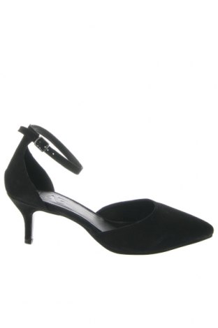 Дамски обувки Answear, Размер 40, Цвят Черен, Цена 51,59 лв.