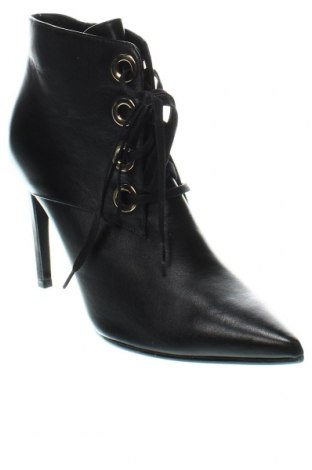 Дамски обувки Baldowski, Размер 40, Цвят Черен, Цена 160,74 лв.