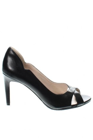 Дамски обувки Cole Haan, Размер 41, Цвят Черен, Цена 77,97 лв.