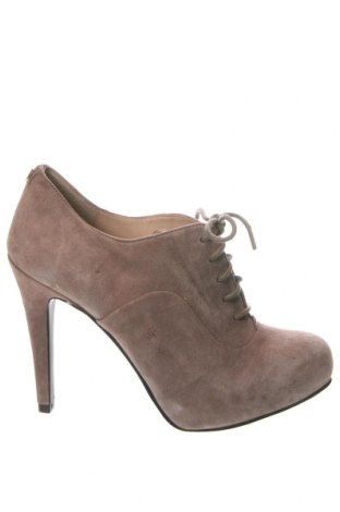 Γυναικεία παπούτσια Guess, Μέγεθος 36, Χρώμα  Μπέζ, Τιμή 24,26 €