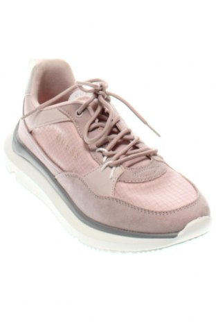 Дамски обувки Guess, Размер 40, Цвят Розов, Цена 158,00 лв.