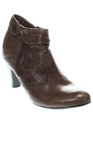 Дамски обувки Nero Giardini, Размер 37, Цвят Бежов, Цена 12,80 лв.
