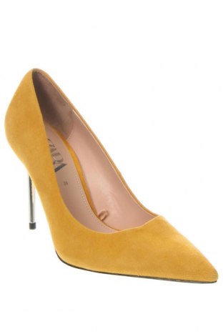 Дамски обувки Zara, Размер 39, Цвят Жълт, Цена 54,00 лв.