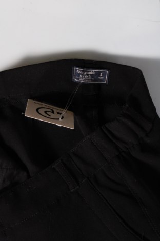 Dámske nohavice Abercrombie & Fitch, Veľkosť S, Farba Čierna, Cena  13,78 €