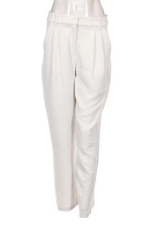 Дамски панталон Abercrombie Kids, Размер M, Цвят Бял, Цена 48,18 лв.