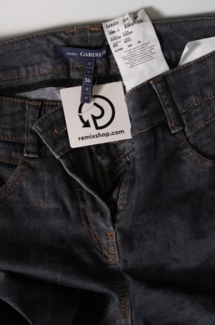 Дамски панталон Atelier GARDEUR, Размер M, Цвят Син, Цена 7,35 лв.