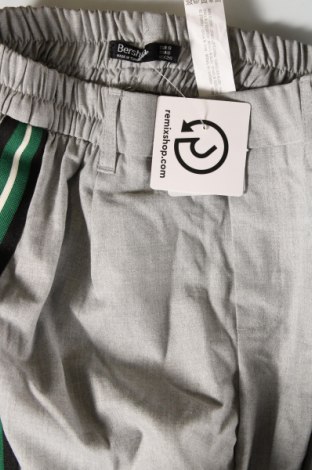 Pantaloni de femei Bershka, Mărime S, Culoare Gri, Preț 18,12 Lei