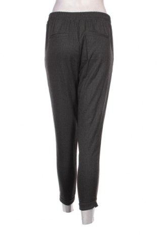 Pantaloni de femei Bershka, Mărime M, Culoare Gri, Preț 17,17 Lei