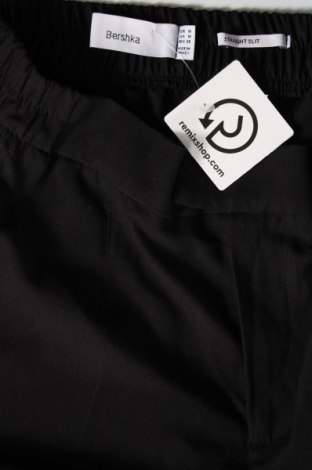 Дамски панталон Bershka, Размер M, Цвят Черен, Цена 30,00 лв.