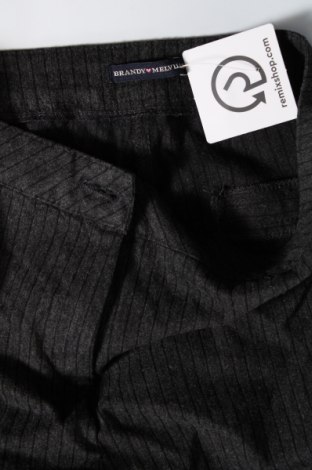 Дамски панталон Brandy Melville, Размер S, Цвят Сив, Цена 8,99 лв.