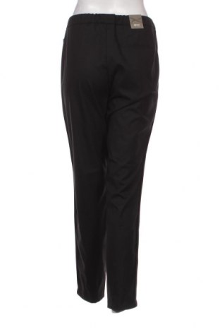 Дамски панталон Brax, Размер M, Цвят Черен, Цена 27,74 лв.