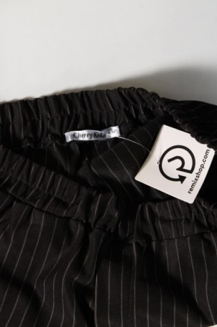 Γυναικείο παντελόνι Cherry Koko, Μέγεθος S, Χρώμα Μαύρο, Τιμή 4,84 €