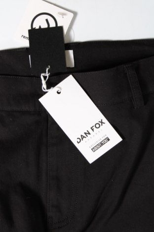 Дамски панталон Dan Fox X About You, Размер L, Цвят Черен, Цена 19,14 лв.