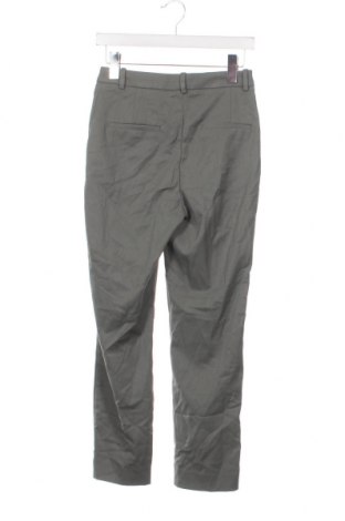 Дамски панталон H&M, Размер XS, Цвят Зелен, Цена 9,86 лв.