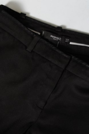 Дамски панталон Mango, Размер XS, Цвят Черен, Цена 19,00 лв.