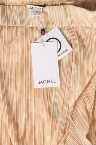 Дамски панталон Monki, Размер XS, Цвят Бежов, Цена 16,17 лв.