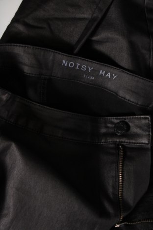 Дамски панталон Noisy May, Размер S, Цвят Черен, Цена 11,60 лв.