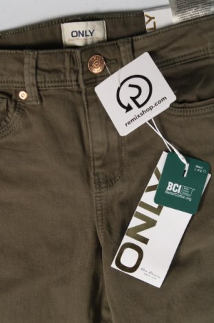 Дамски панталон ONLY, Размер XS, Цвят Зелен, Цена 14,58 лв.