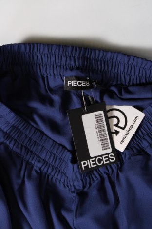Дамски панталон Pieces, Размер S, Цвят Син, Цена 17,82 лв.
