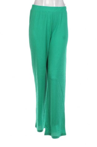 Γυναικείο παντελόνι Pieces, Μέγεθος M, Χρώμα Πράσινο, Τιμή 27,84 €