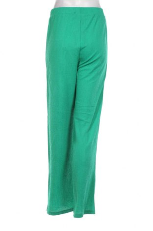 Дамски панталон Pieces, Размер M, Цвят Зелен, Цена 54,00 лв.