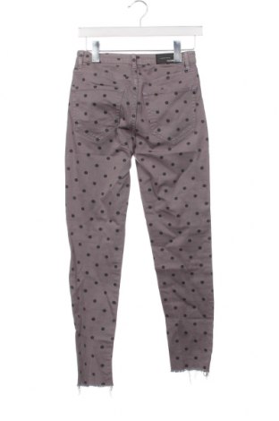 Дамски панталон Pull&Bear, Размер M, Цвят Сив, Цена 6,00 лв.