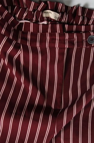 Dámské kalhoty  Pull&Bear, Velikost XS, Barva Vícebarevné, Cena  102,00 Kč