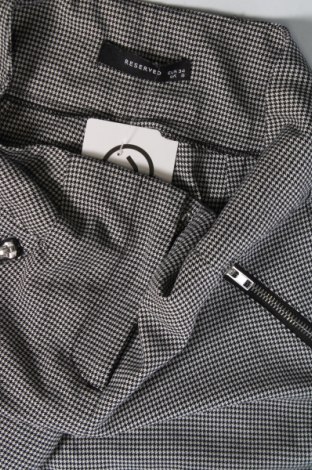 Γυναικείο παντελόνι Reserved, Μέγεθος XS, Χρώμα Γκρί, Τιμή 3,77 €