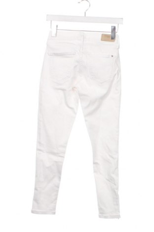 Дамски панталон Tommy Jeans, Размер S, Цвят Бял, Цена 43,93 лв.