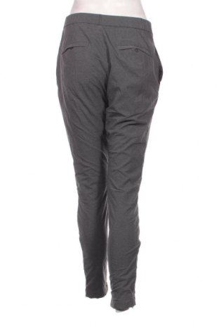 Pantaloni de femei Uniqlo, Mărime S, Culoare Gri, Preț 33,39 Lei