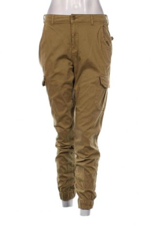 Pantaloni de femei Urban Outfitters, Mărime M, Culoare Bej, Preț 60,10 Lei
