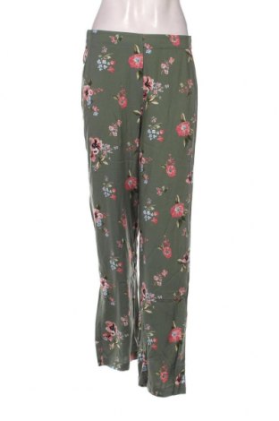 Дамски панталон Vero Moda, Размер S, Цвят Многоцветен, Цена 16,74 лв.