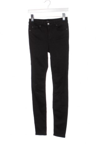 Дамски панталон Vero Moda, Размер XS, Цвят Черен, Цена 18,90 лв.