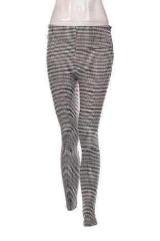 Дамски панталон Zara, Размер S, Цвят Многоцветен, Цена 6,60 лв.