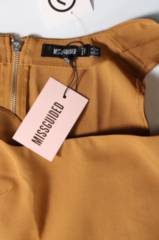 Γυναικείο αμάνικο μπλουζάκι Missguided, Μέγεθος L, Χρώμα  Μπέζ, Τιμή 6,49 €