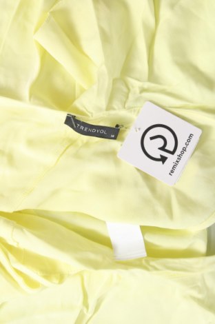 Damentop Trendyol, Größe M, Farbe Gelb, Preis 5,98 €