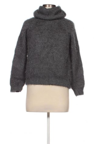 Дамски пуловер, Размер S, Цвят Сив, Цена 7,25 лв.