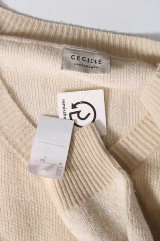 Γυναικείο πουλόβερ Cecilie Copenhagen, Μέγεθος S, Χρώμα Εκρού, Τιμή 31,90 €