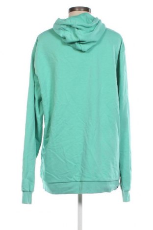 Herren Sweatshirt PUMA, Größe L, Farbe Grün, Preis 27,14 €