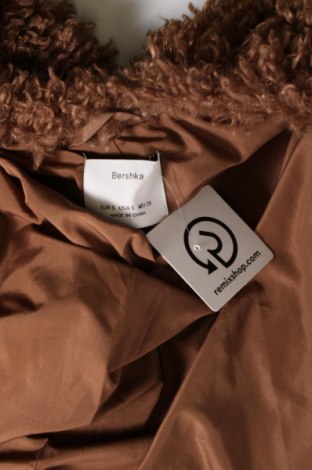 Γυναικείο παλτό Bershka, Μέγεθος S, Χρώμα Καφέ, Τιμή 23,17 €