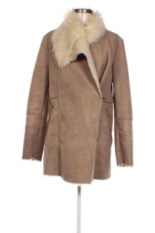 Дамско палто Guess, Размер M, Цвят Бежов, Цена 56,70 лв.